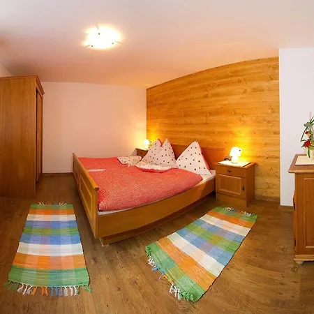 Holiday home Schmaranzhuette March
