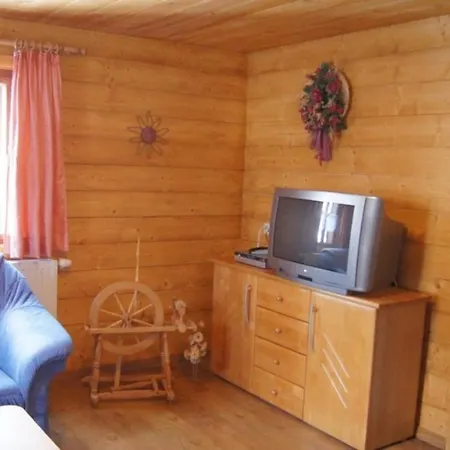 Holiday home Schmaranzhuette