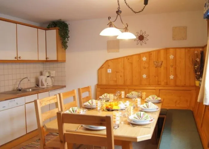 Schmaranzhuette Casa vacanze March